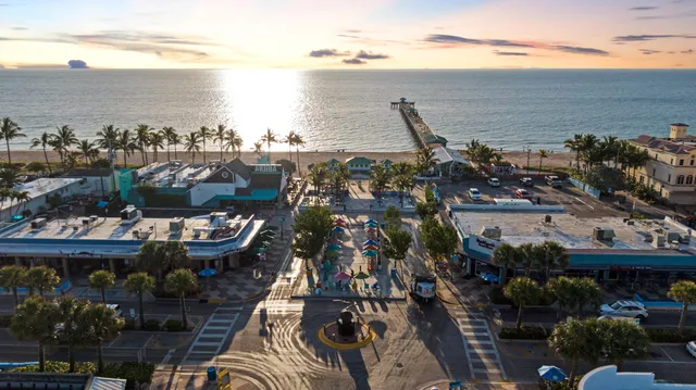 $250,000 | 1481 South Ocean Boulevard, Unit 208E, Lauderdale-by-the-Sea, FL 33062