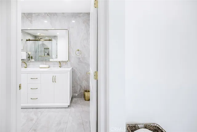 $5,800 | 7306 Farmdale Avenue, North Hollywood, CA 91605