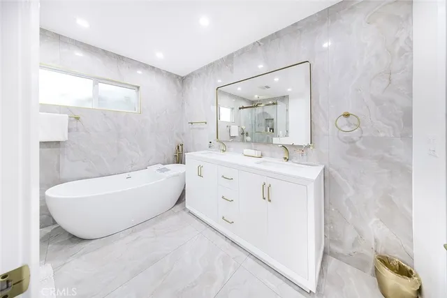 $5,800 | 7306 Farmdale Avenue, North Hollywood, CA 91605