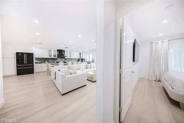 $5,800 | 7306 Farmdale Avenue, North Hollywood, CA 91605