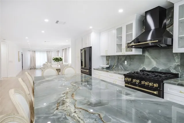 $5,800 | 7306 Farmdale Avenue, North Hollywood, CA 91605