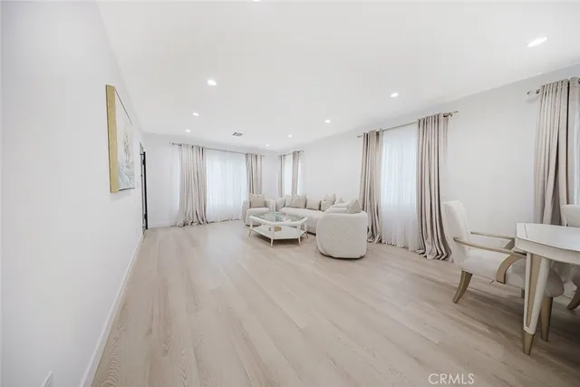 $5,800 | 7306 Farmdale Avenue, North Hollywood, CA 91605