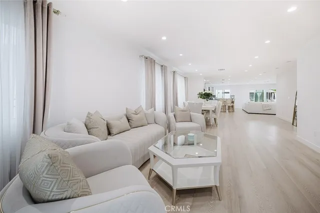 $5,800 | 7306 Farmdale Avenue, North Hollywood, CA 91605