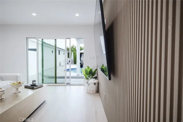 $5,800 | 7306 Farmdale Avenue, North Hollywood, CA 91605