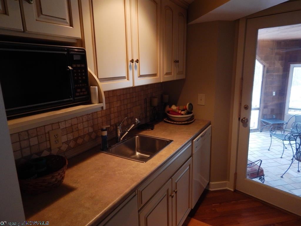 939 Bakers Ridge Road Morgantown, WV 26508 - Photo 10 of 20 Gallery Image 10