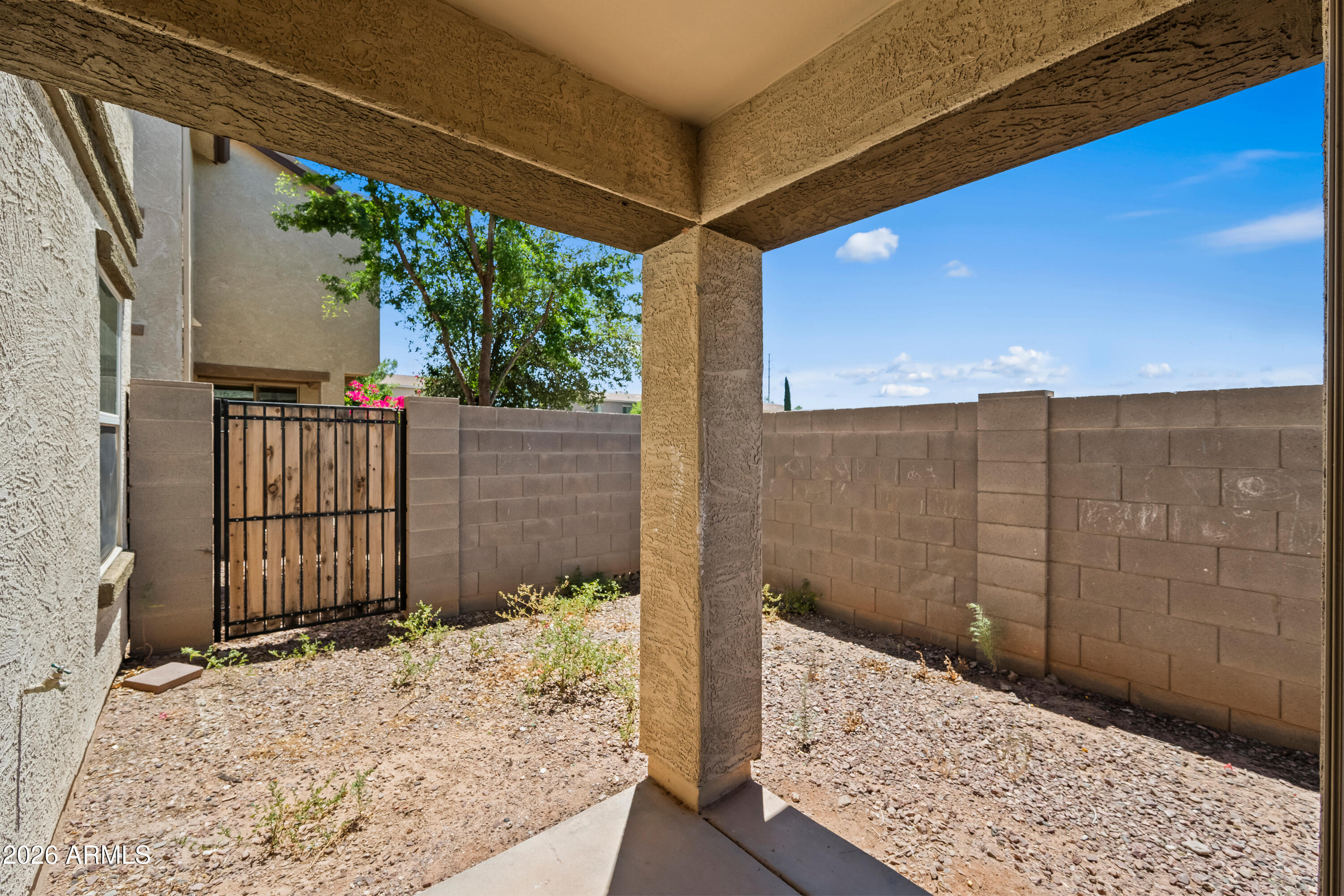 472 North Ranger Trail Gilbert, AZ 85234 - Photo 6 of 31