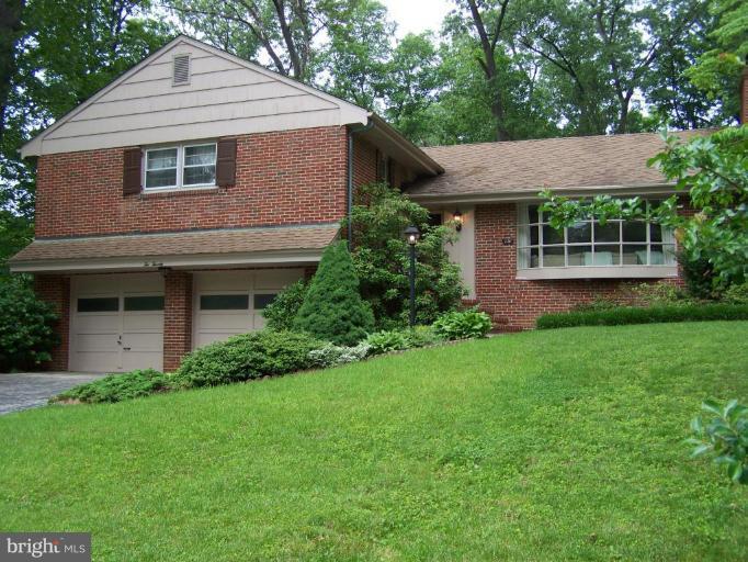 220 Charmuth Road Lutherville-Timonium, MD 21093 - Photo 1 of 18 Exterior (Main)