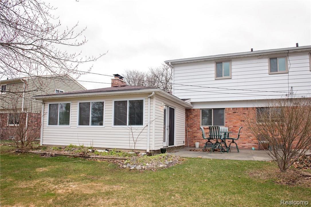 18360 Levan Road Livonia, MI 48152 - Photo 48 of 51 Levan48.jpg