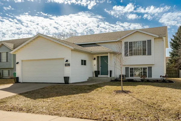 $355,000 | 4862 Savannah Drive Northwest, Rochester, MN 55901