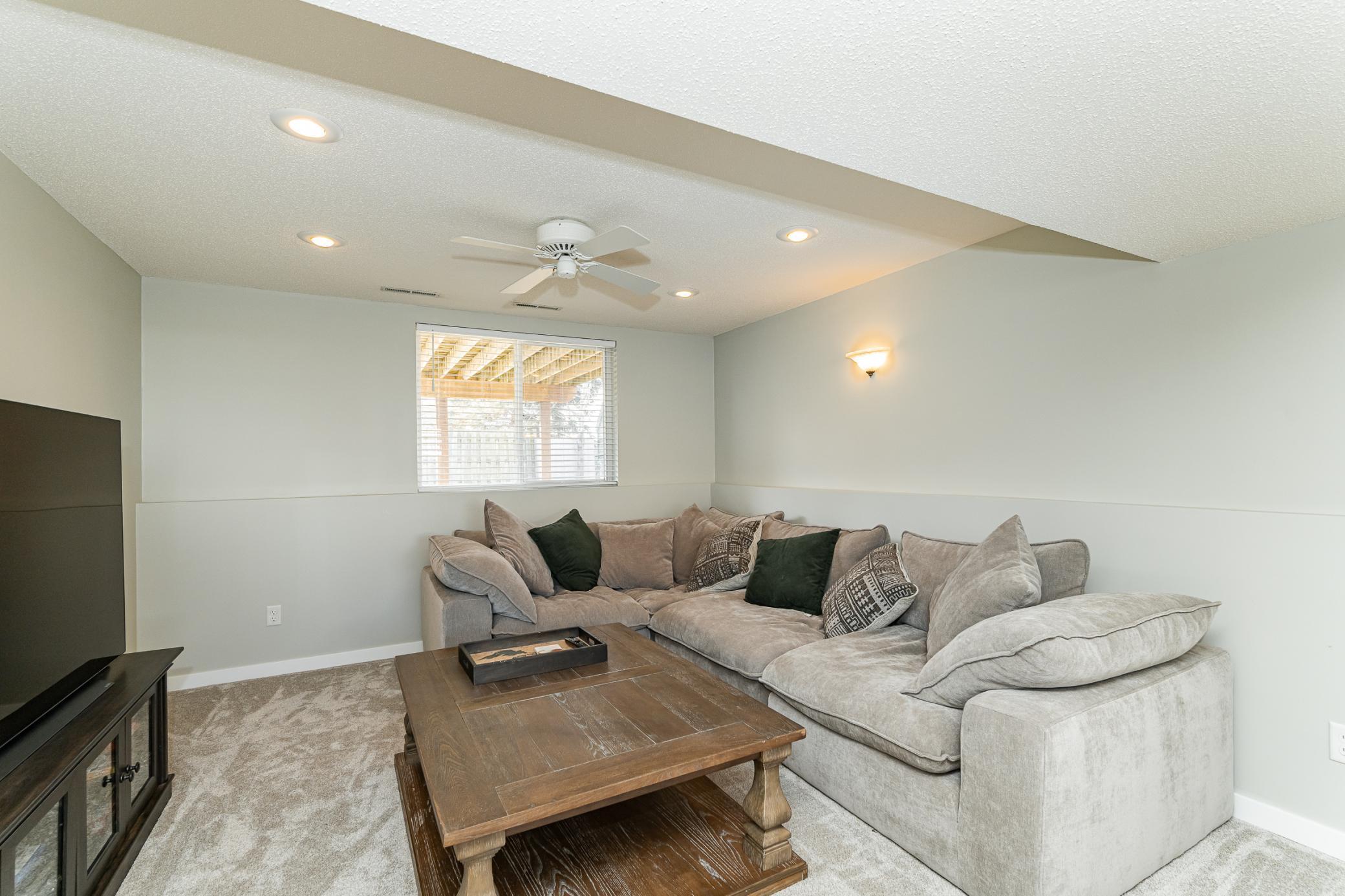 4862 Savannah Drive Northwest Rochester, MN 55901 - Photo 16 of 32