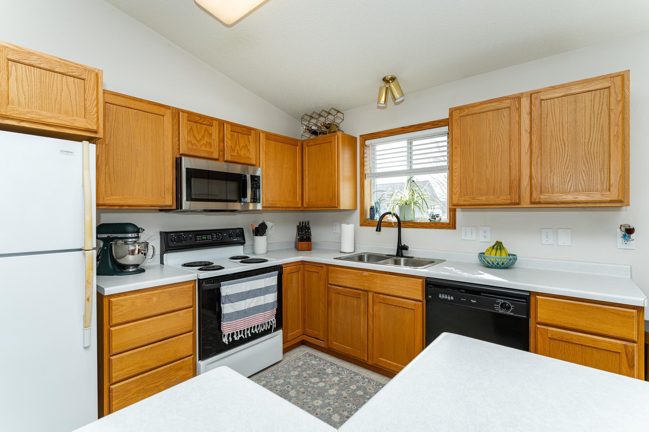 4862 Savannah Drive Northwest Rochester, MN 55901 - Photo 8 of 32