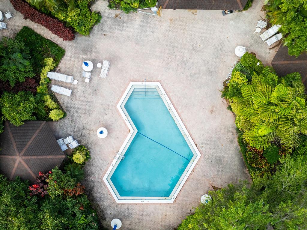 2850 North Palm Aire Drive, Unit 601 Pompano Beach, FL 33069 - Photo 37 of 41 an aerial view of a house