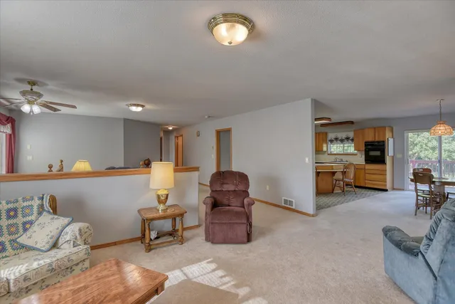 $399,999 | 320 South Ramsey Street, Tekoa, WA 99033