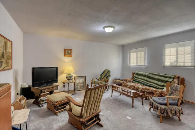 $399,999 | 320 South Ramsey Street, Tekoa, WA 99033