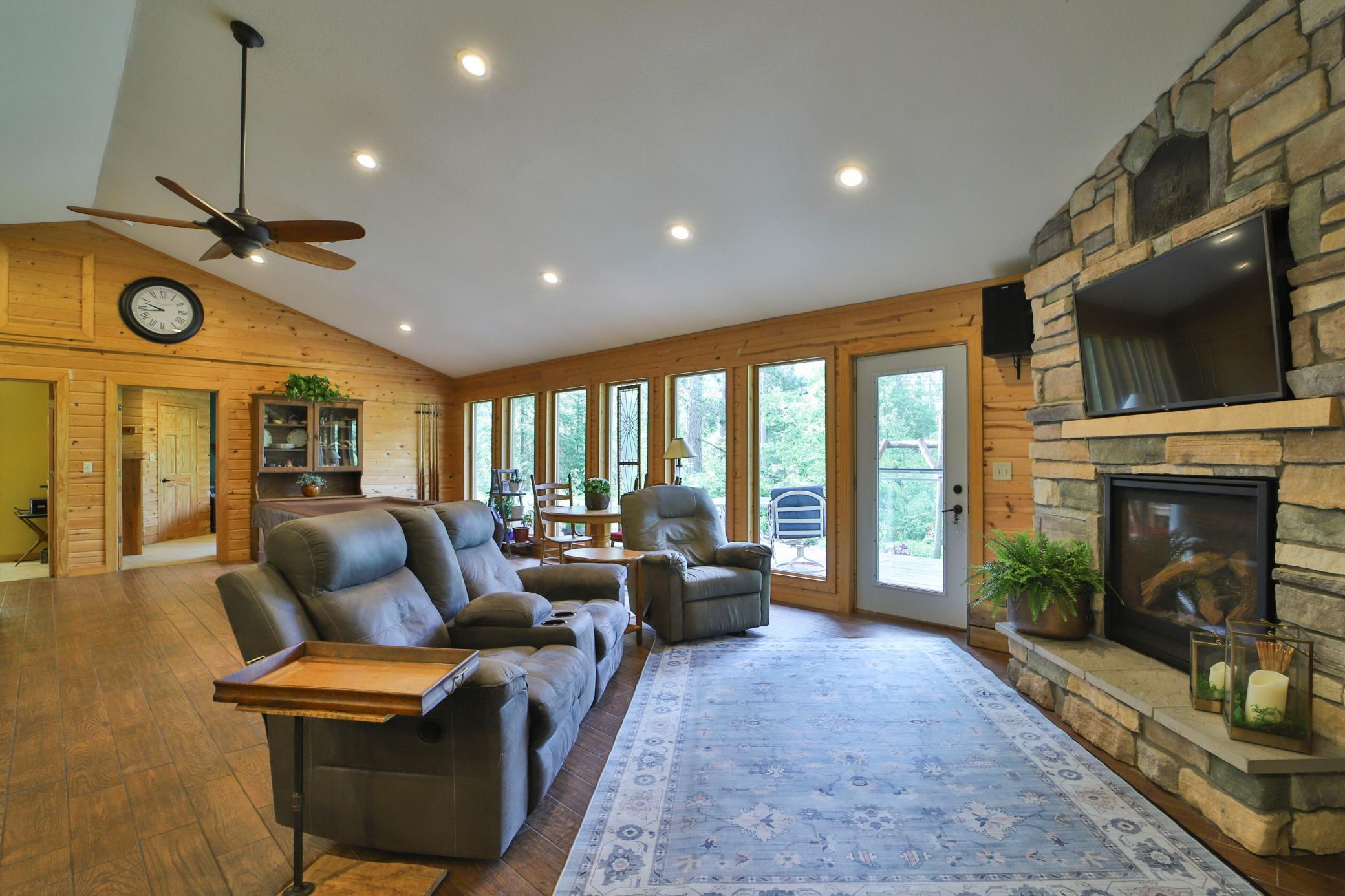 21097 Gilmer Road Crosby, MN 56441 - Photo 11 of 44