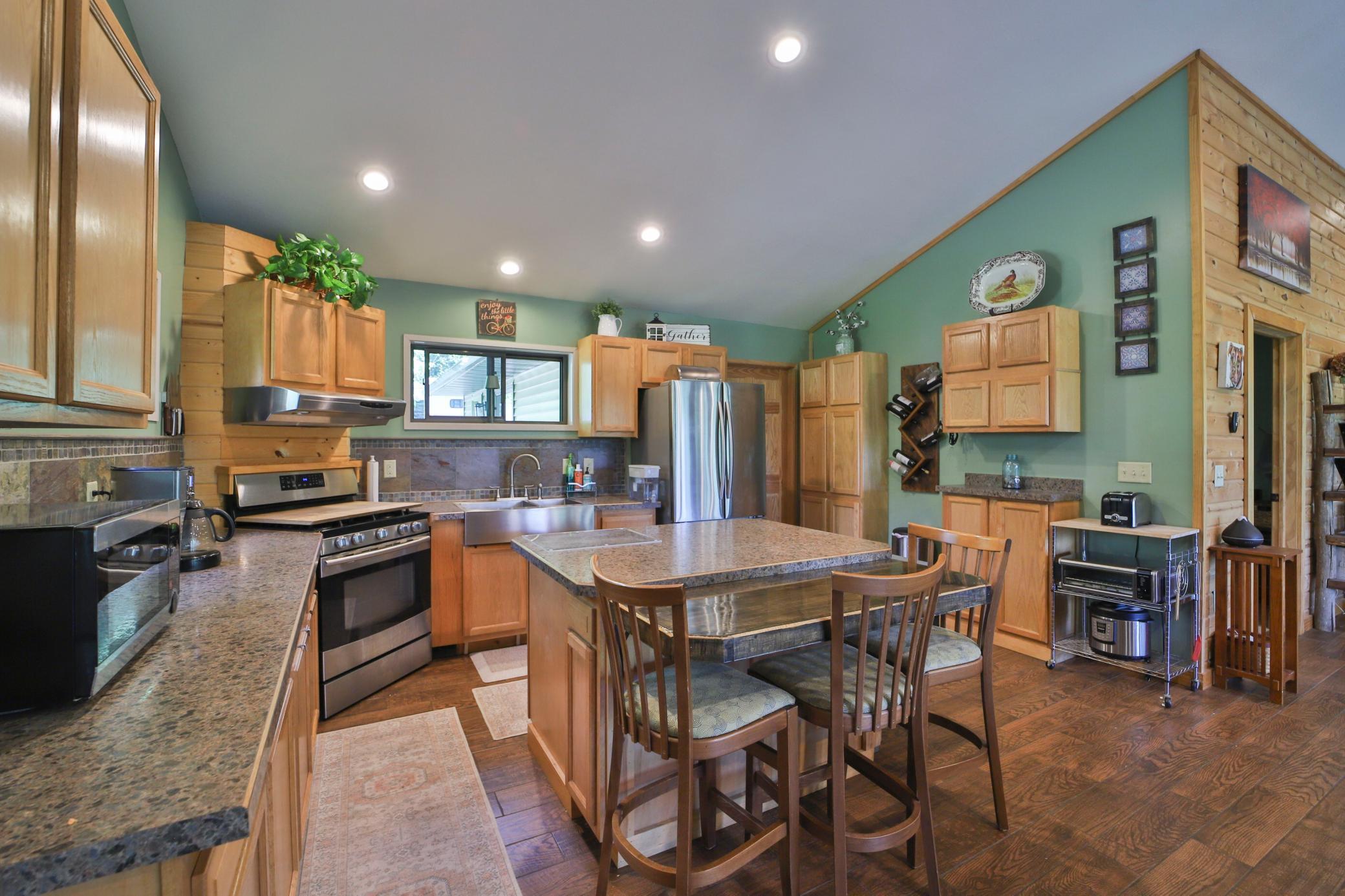 21097 Gilmer Road Crosby, MN 56441 - Photo 3 of 44