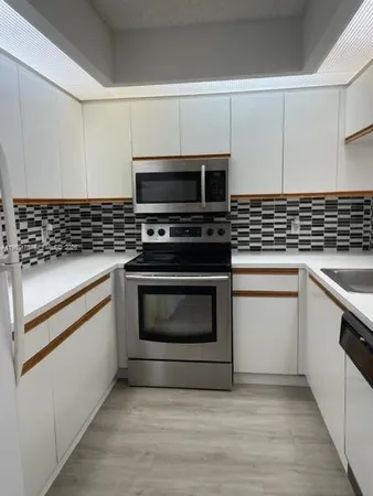 $1,850 | 1200 Southwest 125th Avenue, Unit 303L, Pembroke Pines, FL 33027