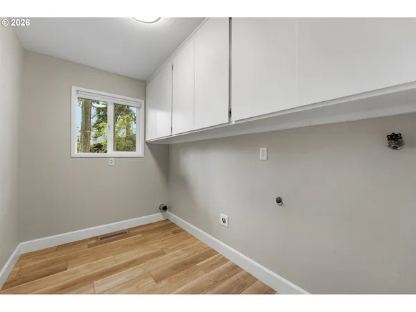 $995,000 | 11380 Southwest Foothill Drive, Portland, OR 97225