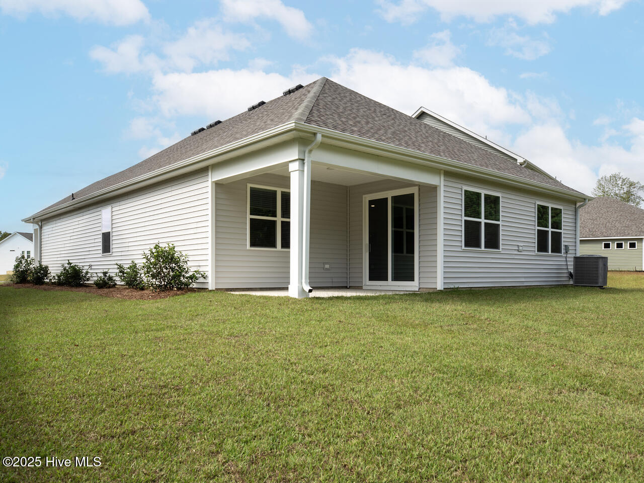 414 Matthews Farm Road, Unit LOT 185 Hubert, NC 28539 - Photo 35 of 47 photo 87050163666x500-037-041-1280x960