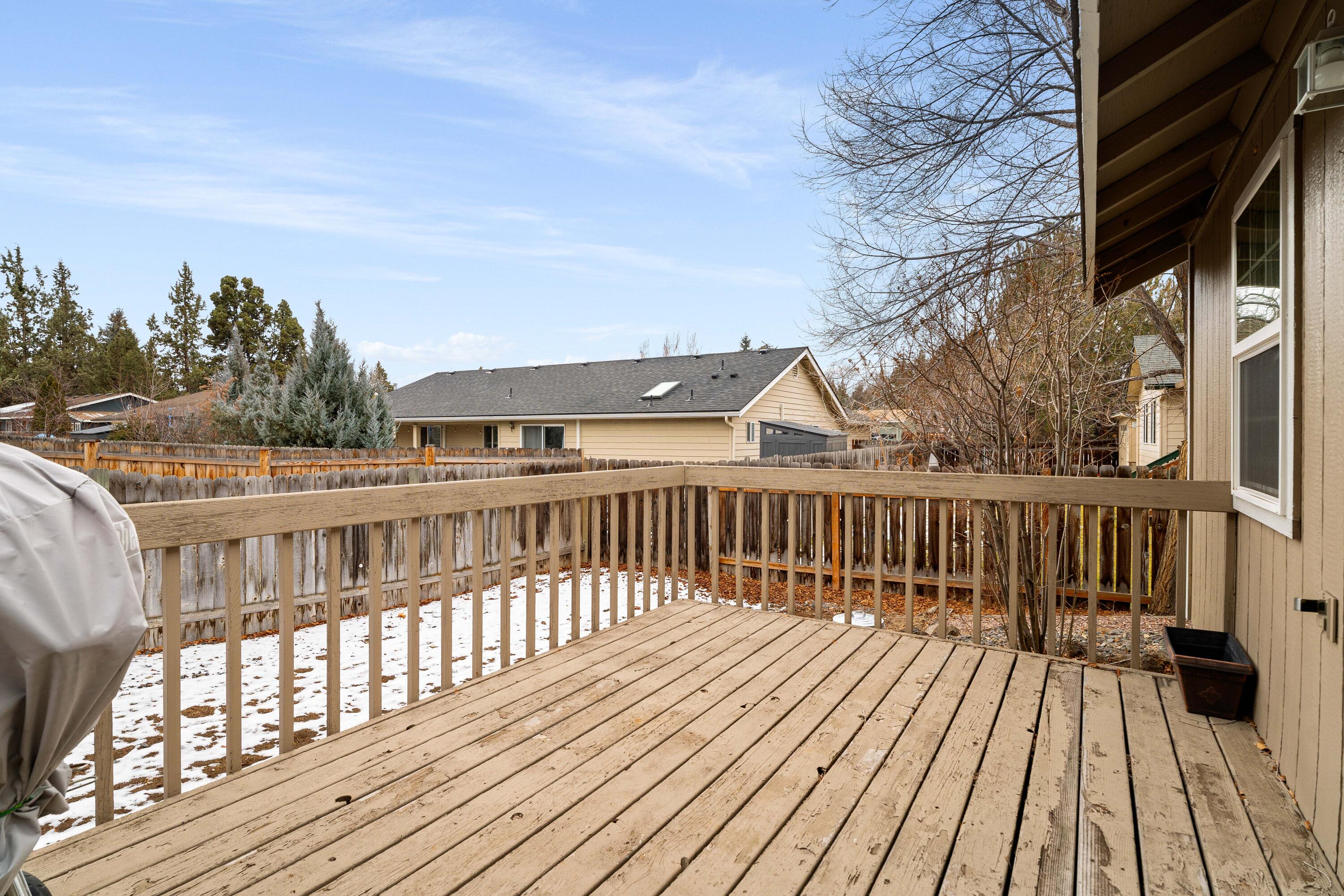 2217 Northeast Wells Acres Road Bend, OR 97701 - Photo 17 of 18 31-Exterior