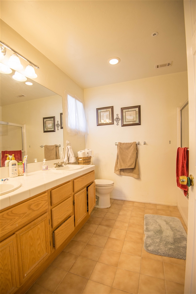 8856 Cory Court Spring Valley, CA 91977 - Photo 9 of 17 Gallery Image 9