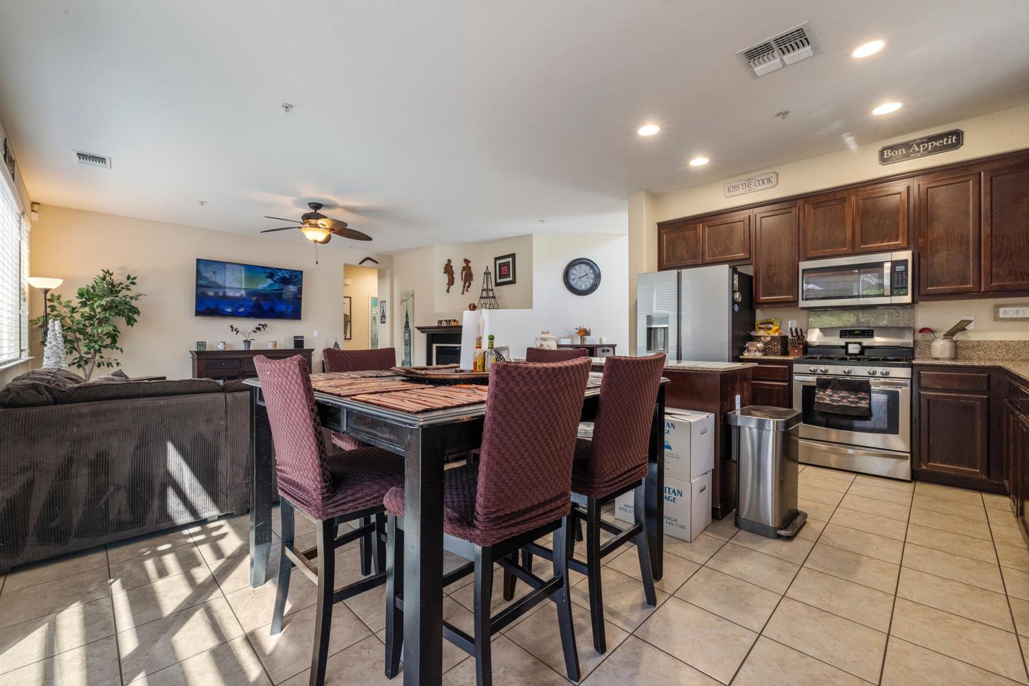 138 Rancho Bernado Court Bay Point, CA 94565 - Photo 13 of 48