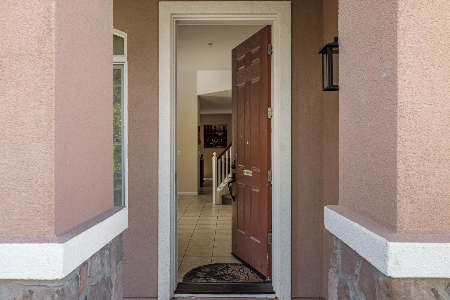 138 Rancho Bernado Court Bay Point, CA 94565 - Photo 3 of 48