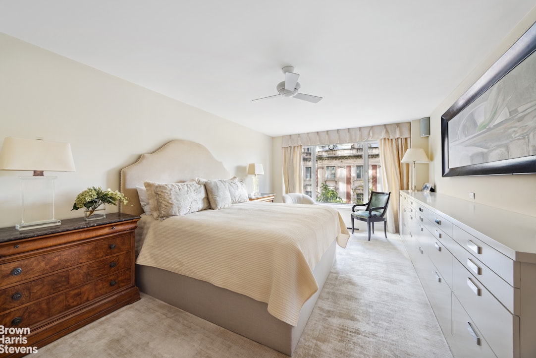 1050 5th Avenue, Unit 5D Manhattan, NY 10028 - Photo 7 of 14