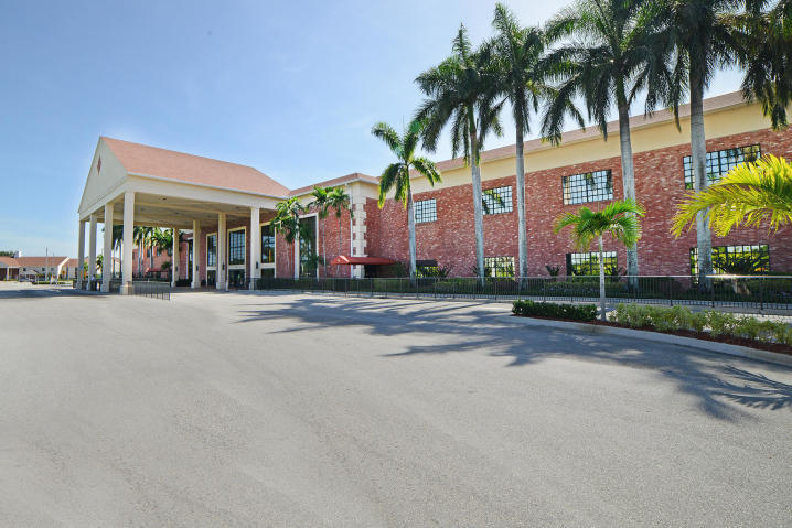 86 Brighton Drive, Unit C86 Boca Raton, FL 33434 - Photo 32 of 39 Clubhouse