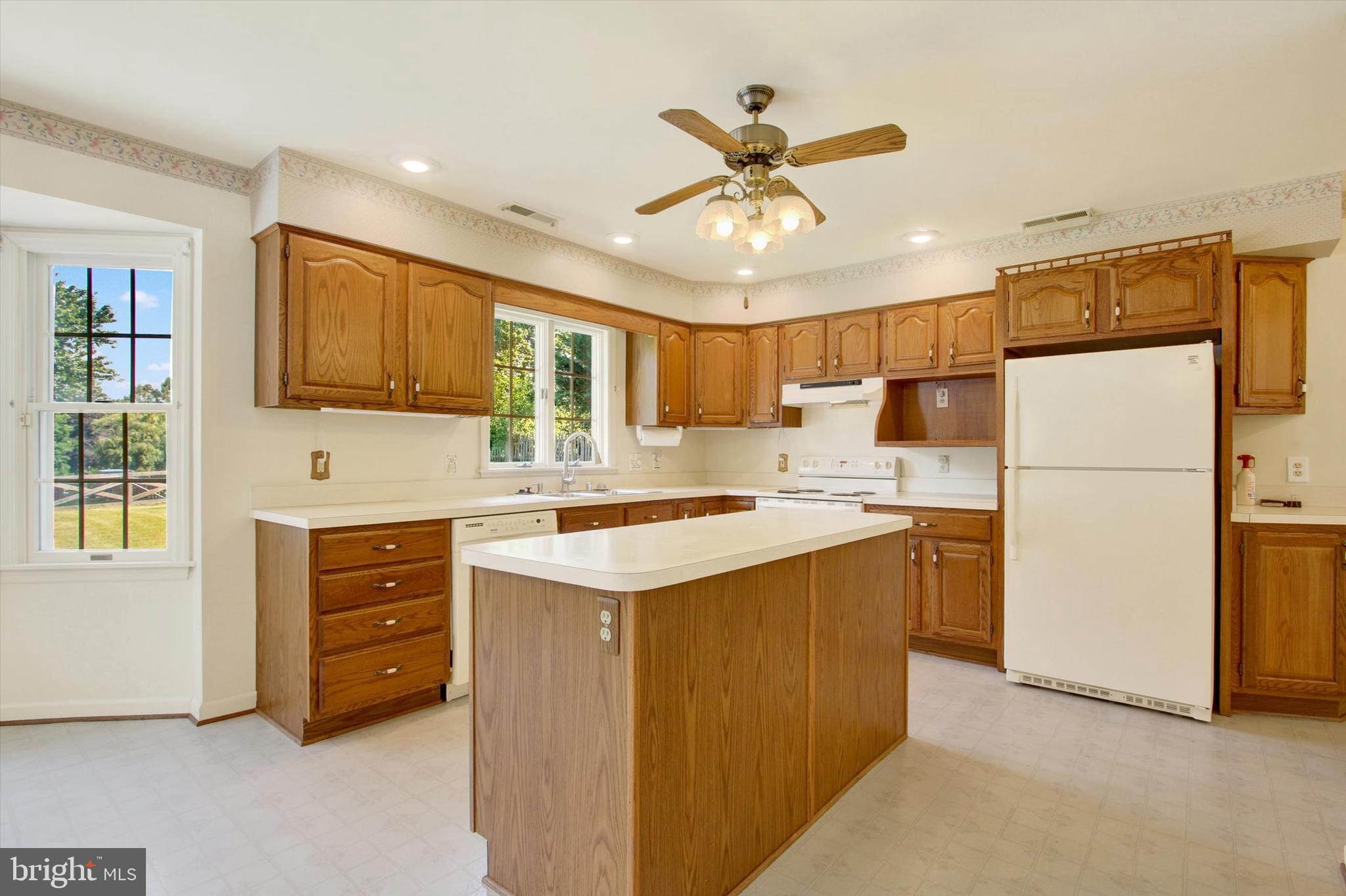 20020 Mt Aetna Road Hagerstown, MD 21742 - Photo 15 of 54