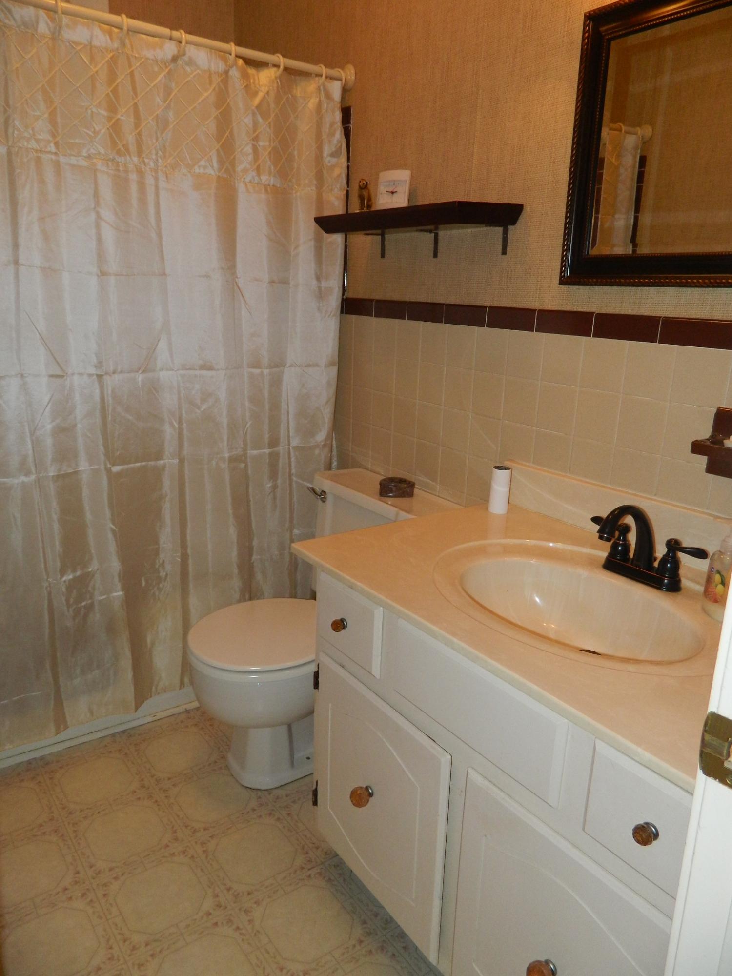5821 Nottingham Road Knoxville, TN 37918 - Photo 20 of 20 bath