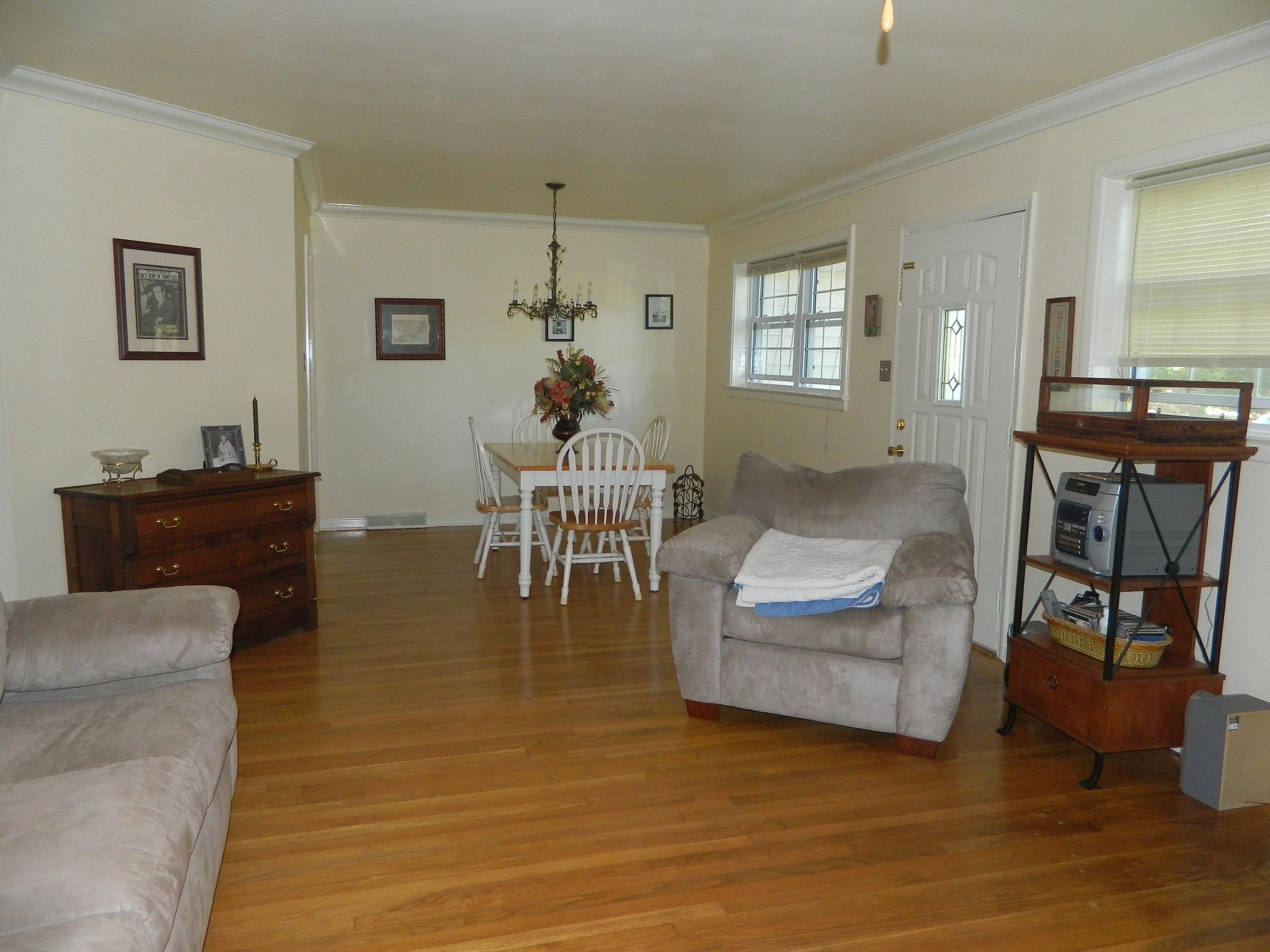 5821 Nottingham Road Knoxville, TN 37918 - Photo 9 of 20 living to dining