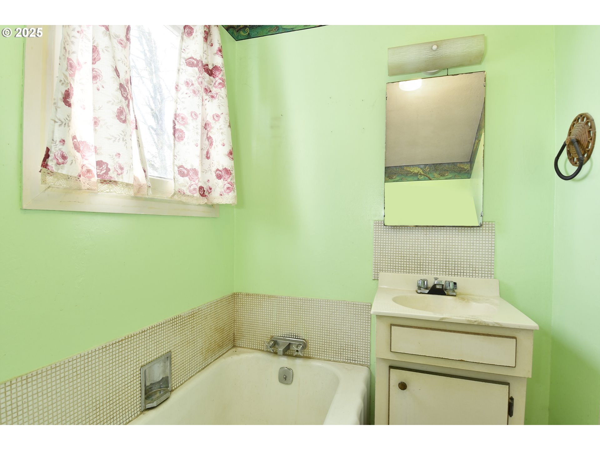325 Morton Road Oregon City, OR 97045 - Photo 42 of 45 Bathroom