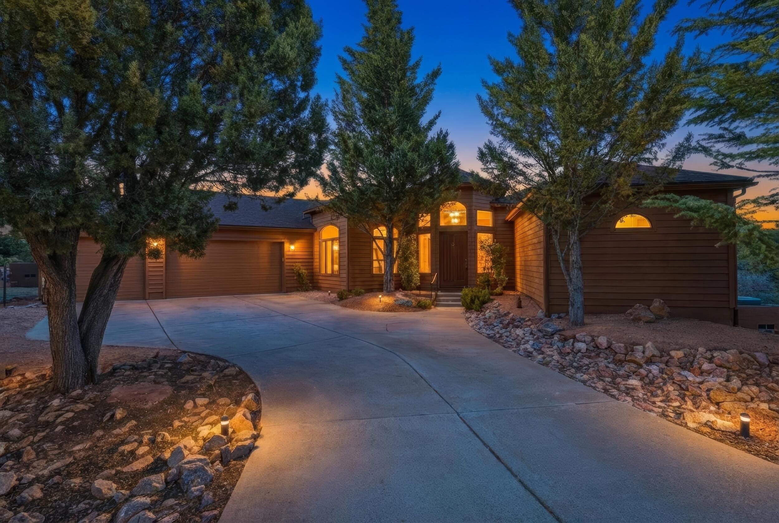2802 East Golden Rod Circle Payson, AZ 85541 - Photo 1 of 59 NKN_5892_twilight_b90a4bea-6aac-473b-bce