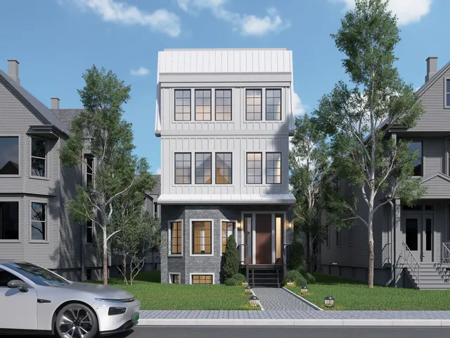 $1,250,000 | 3042 North Southport Avenue, Unit 2, Chicago, IL 60657