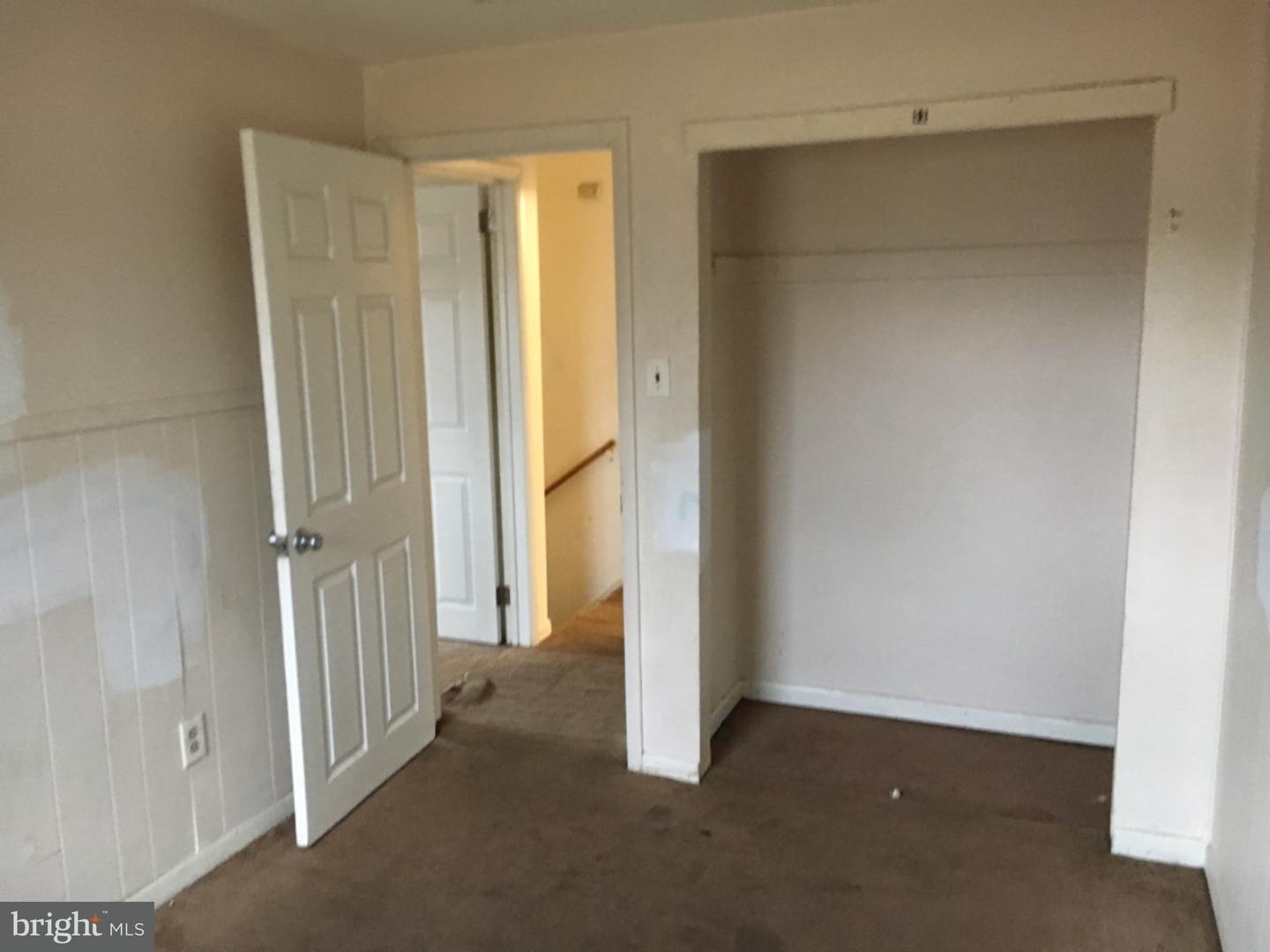 1626 Powell Road Brookhaven, PA 19015 - Photo 3 of 14