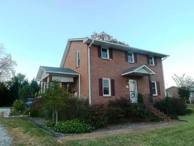 212 Miller Farm Road Westminster, SC 29693 - Photo 4 of 11 Gallery Image 4