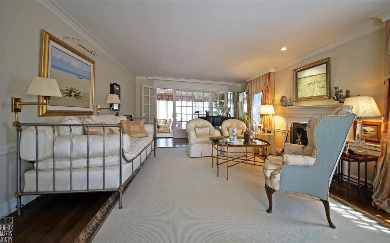 86 Renaud Road Grosse Pointe, MI 48236 - Photo 19 of 38 31313704-18.JPG