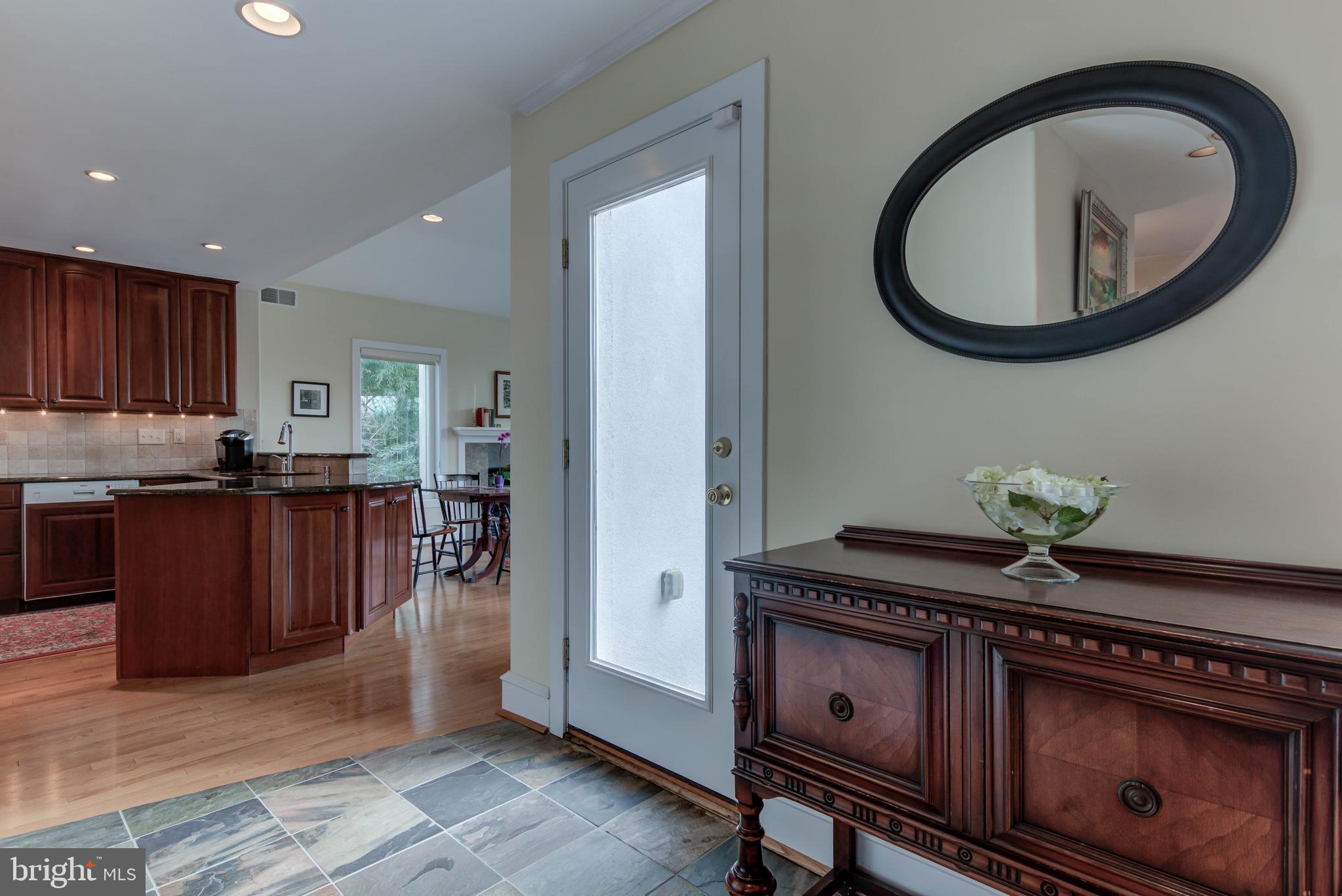 349 Oak Terrace Wayne, PA 19087 - Photo 8 of 28 Circular Flow between rooms