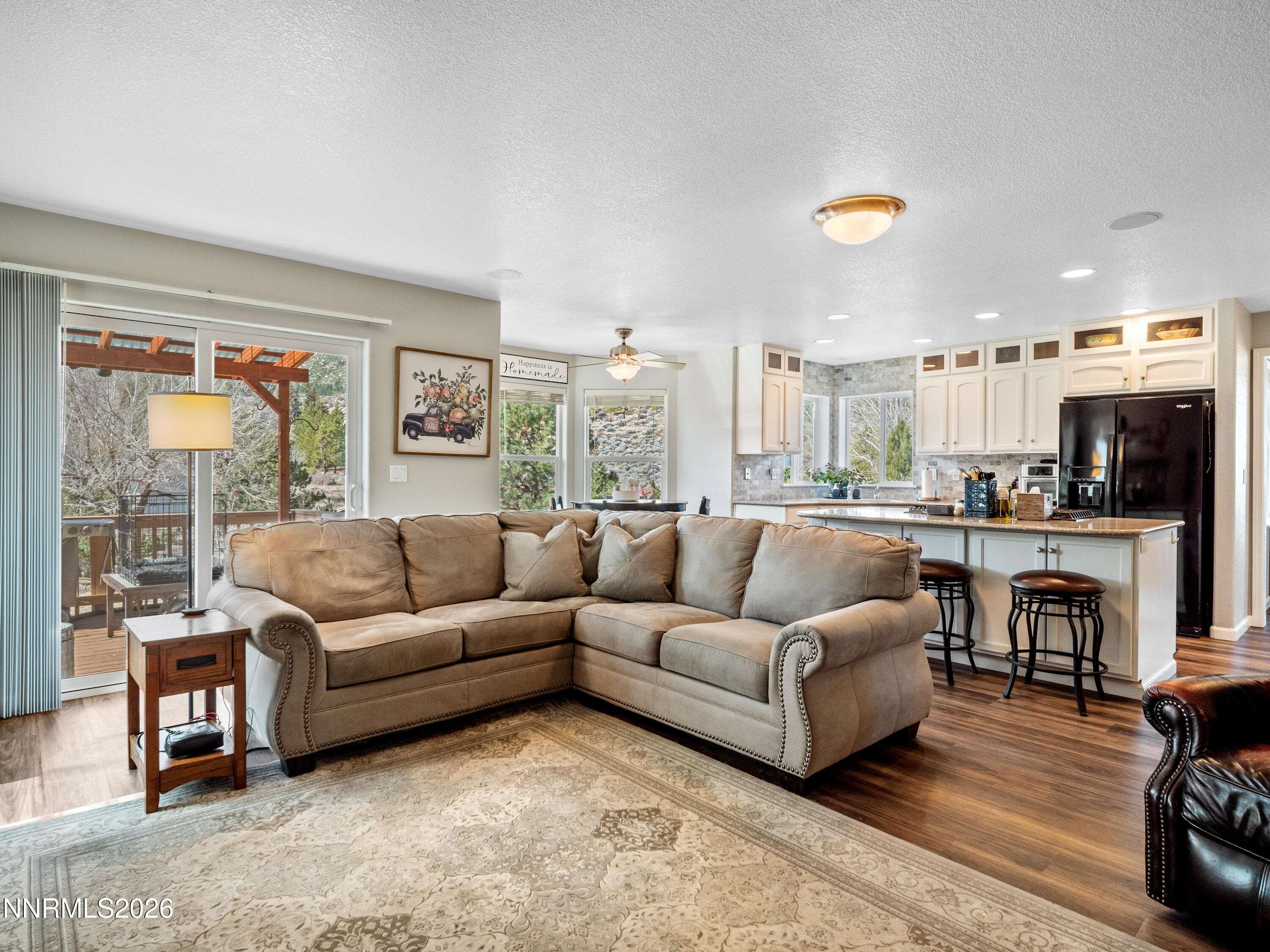 3628 Lakeview Road Carson City, NV 89703 - Photo 11 of 87 Photo-43