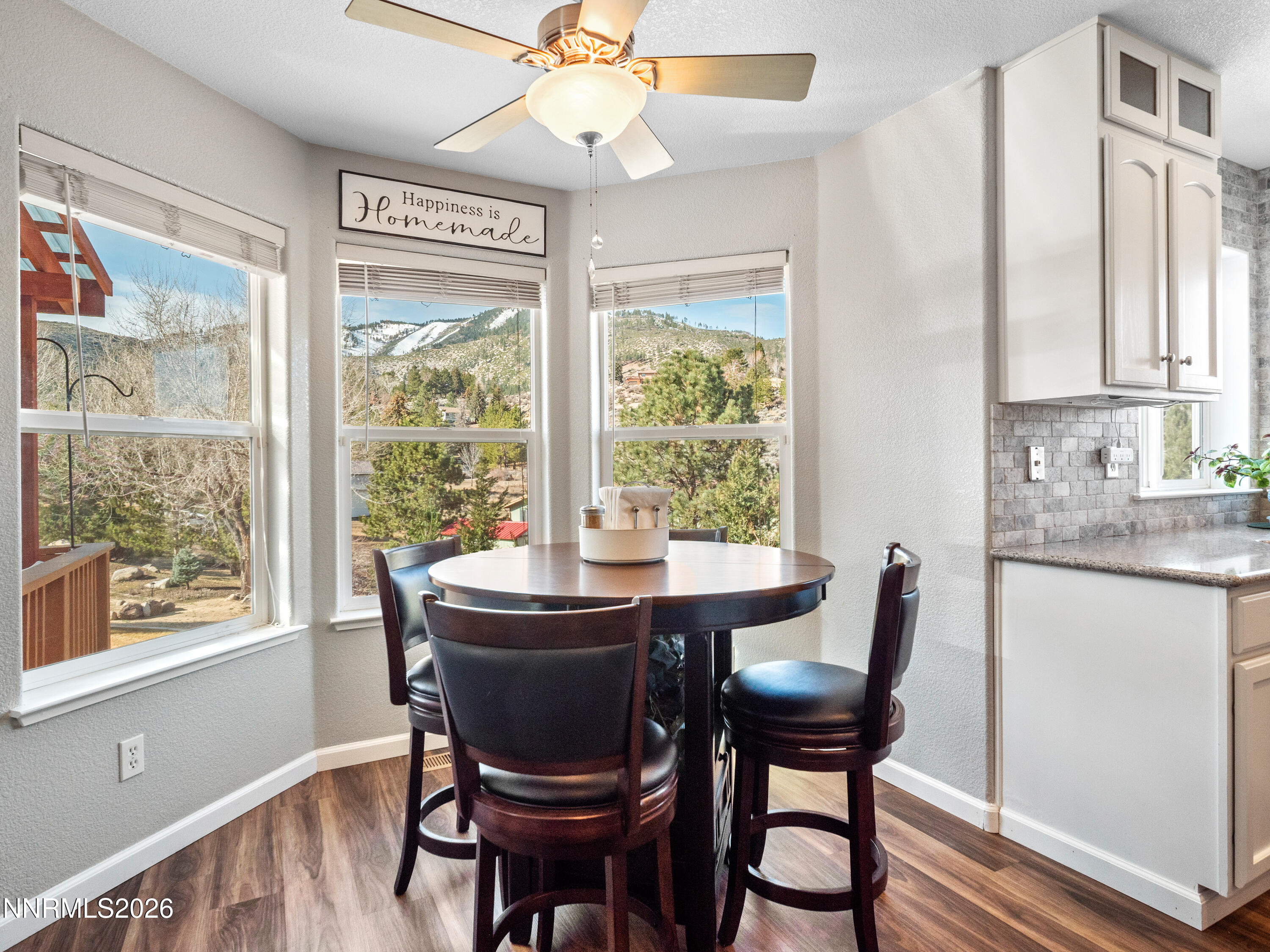 3628 Lakeview Road Carson City, NV 89703 - Photo 12 of 87 Photo-39