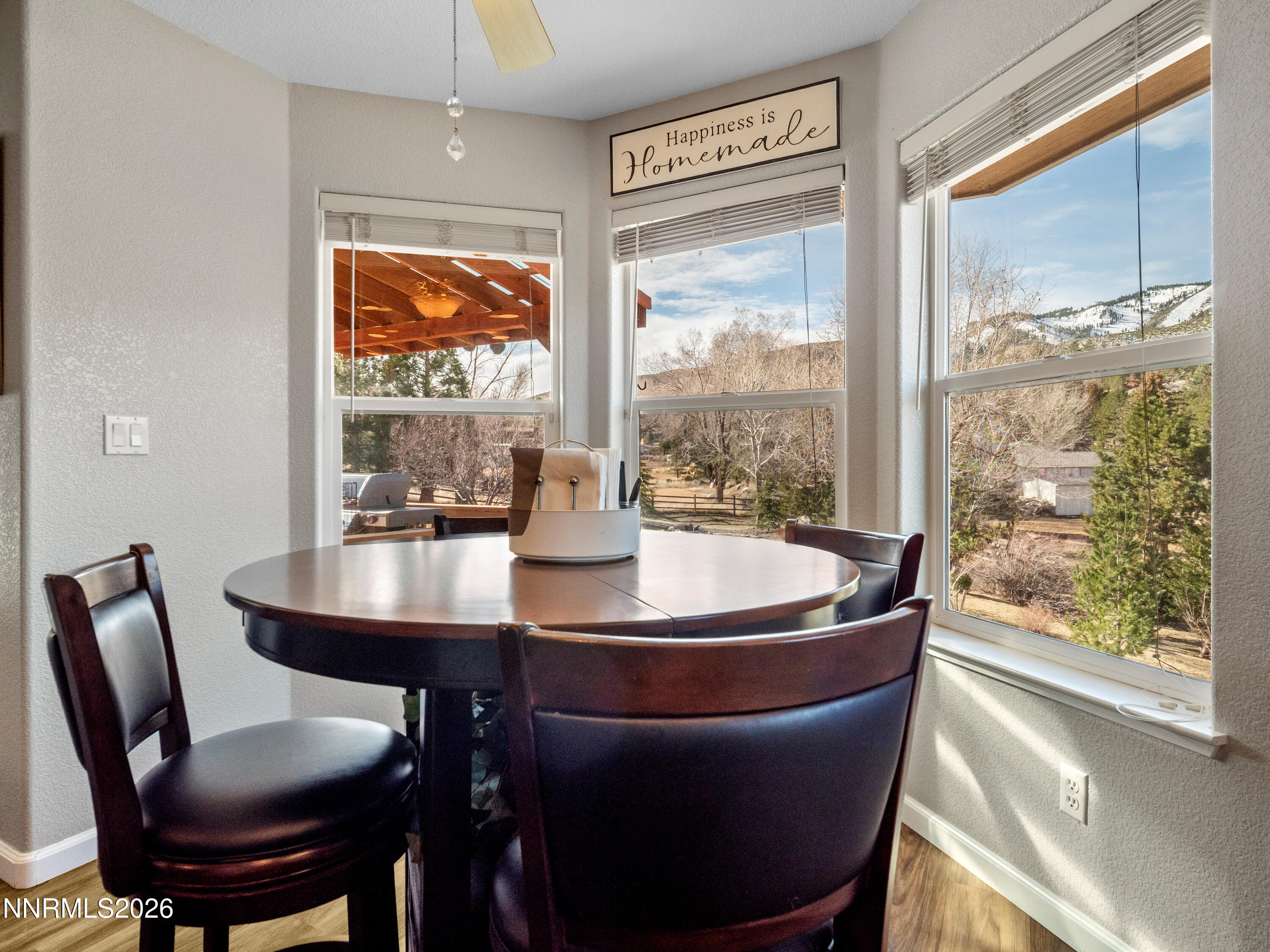 3628 Lakeview Road Carson City, NV 89703 - Photo 13 of 87 Photo-40