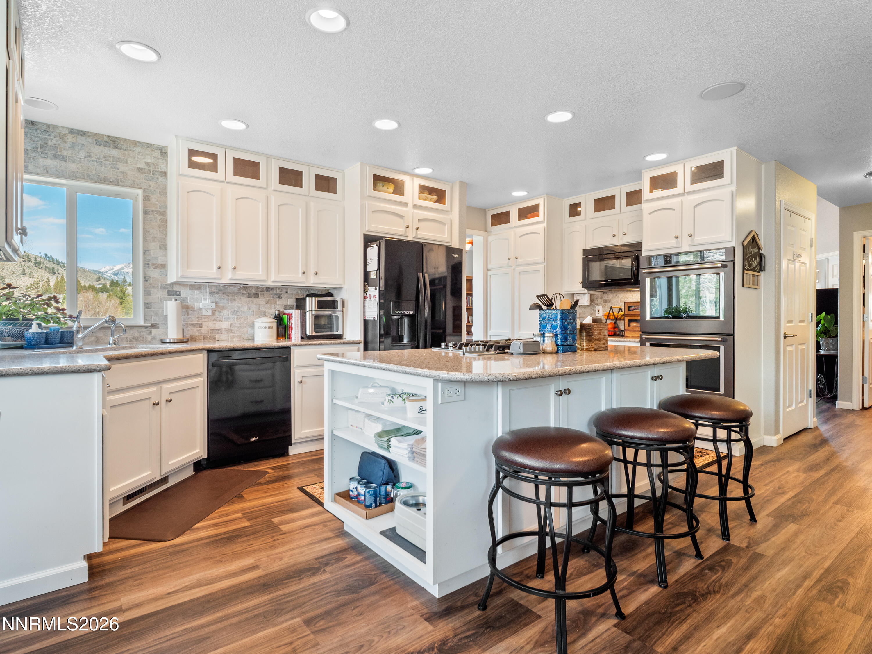 3628 Lakeview Road Carson City, NV 89703 - Photo 15 of 87 Photo-45