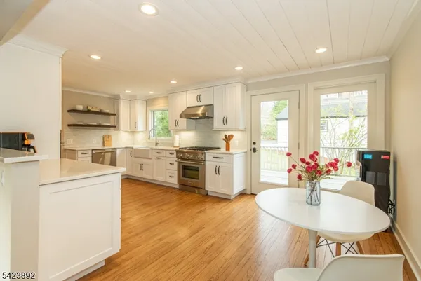 $980,000 | 289 Boulevard, Mountain Lakes, NJ 07046
