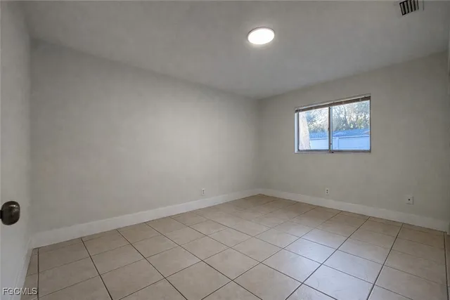 $1,250 | 4265 Desoto Avenue, Fort Myers, FL 33905