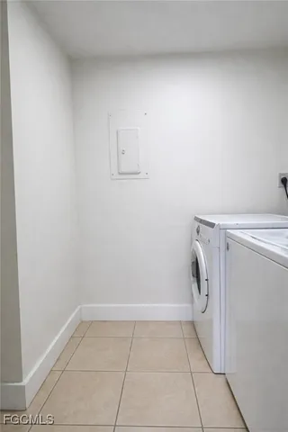 $1,250 | 4265 Desoto Avenue, Fort Myers, FL 33905