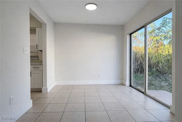 $1,250 | 4265 Desoto Avenue, Fort Myers, FL 33905