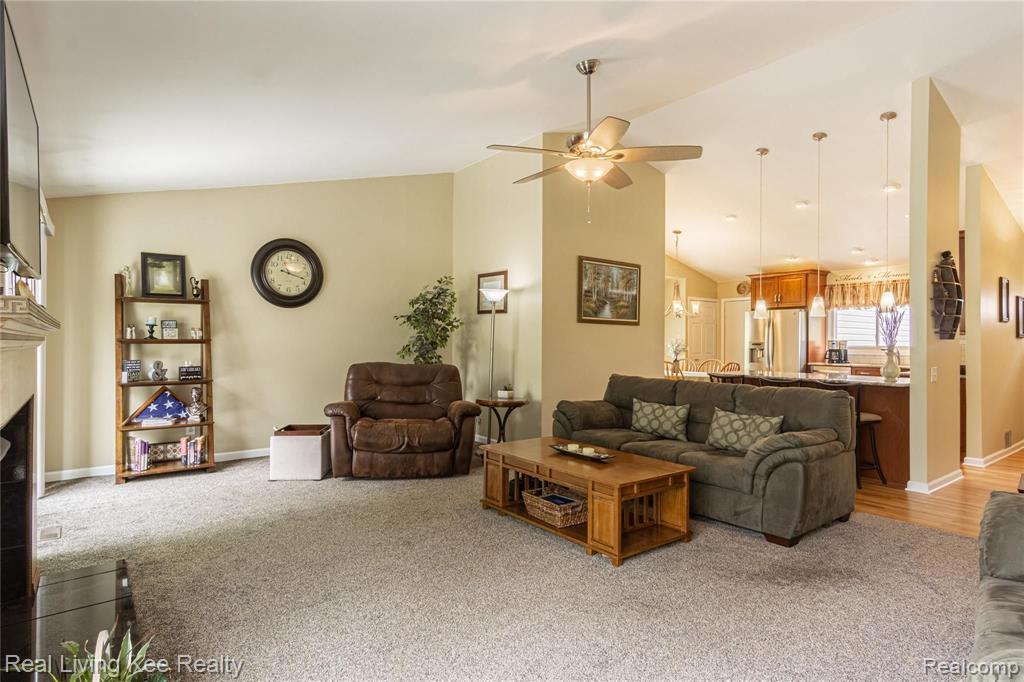 2160 Warrington Road Rochester Hills, MI 48307 - Photo 26 of 55