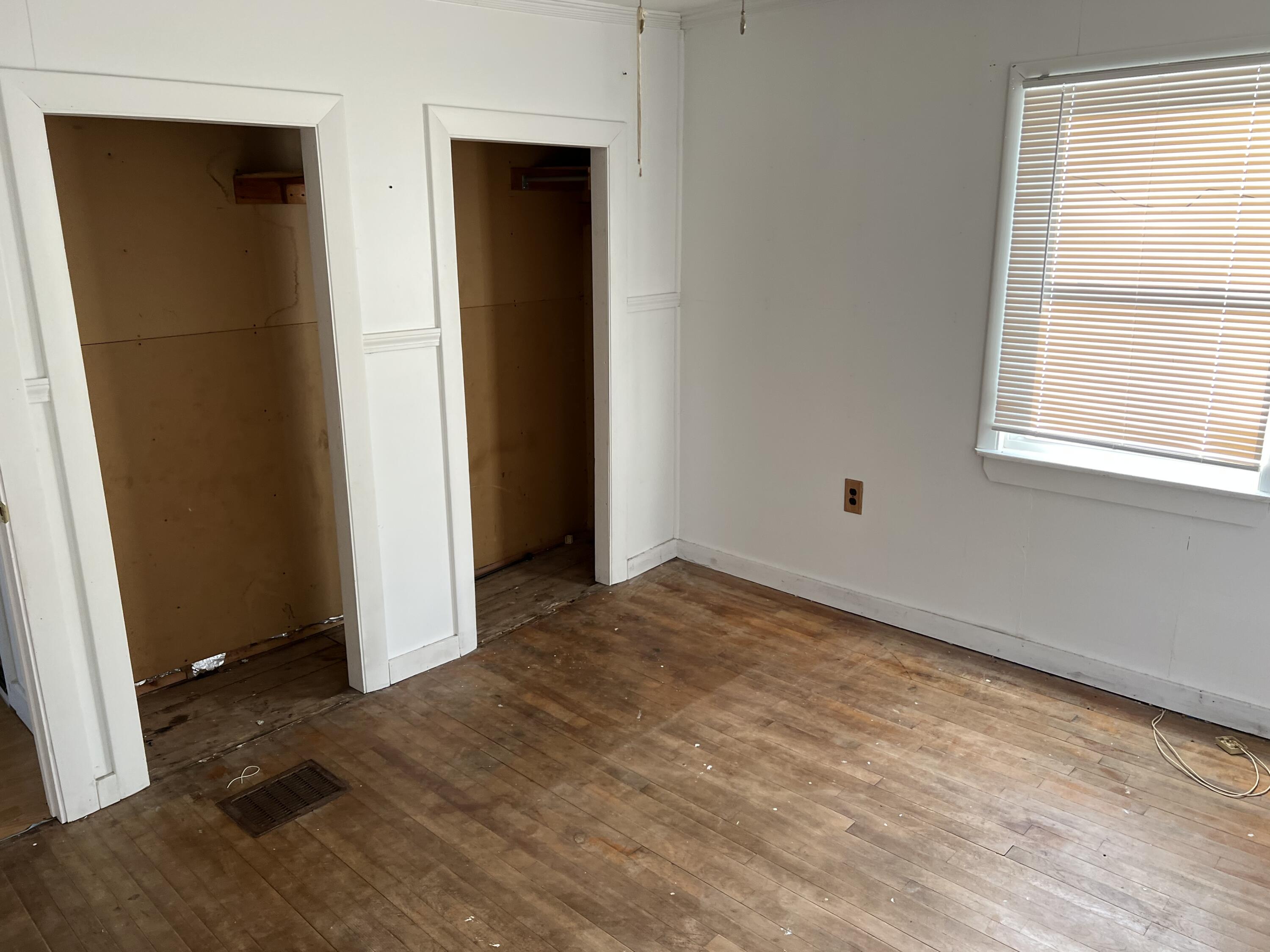 126 Lincoln Street Millinocket, ME 04462 - Photo 19 of 33 44615C2F-976A-4602-9657-A97843CACAF7