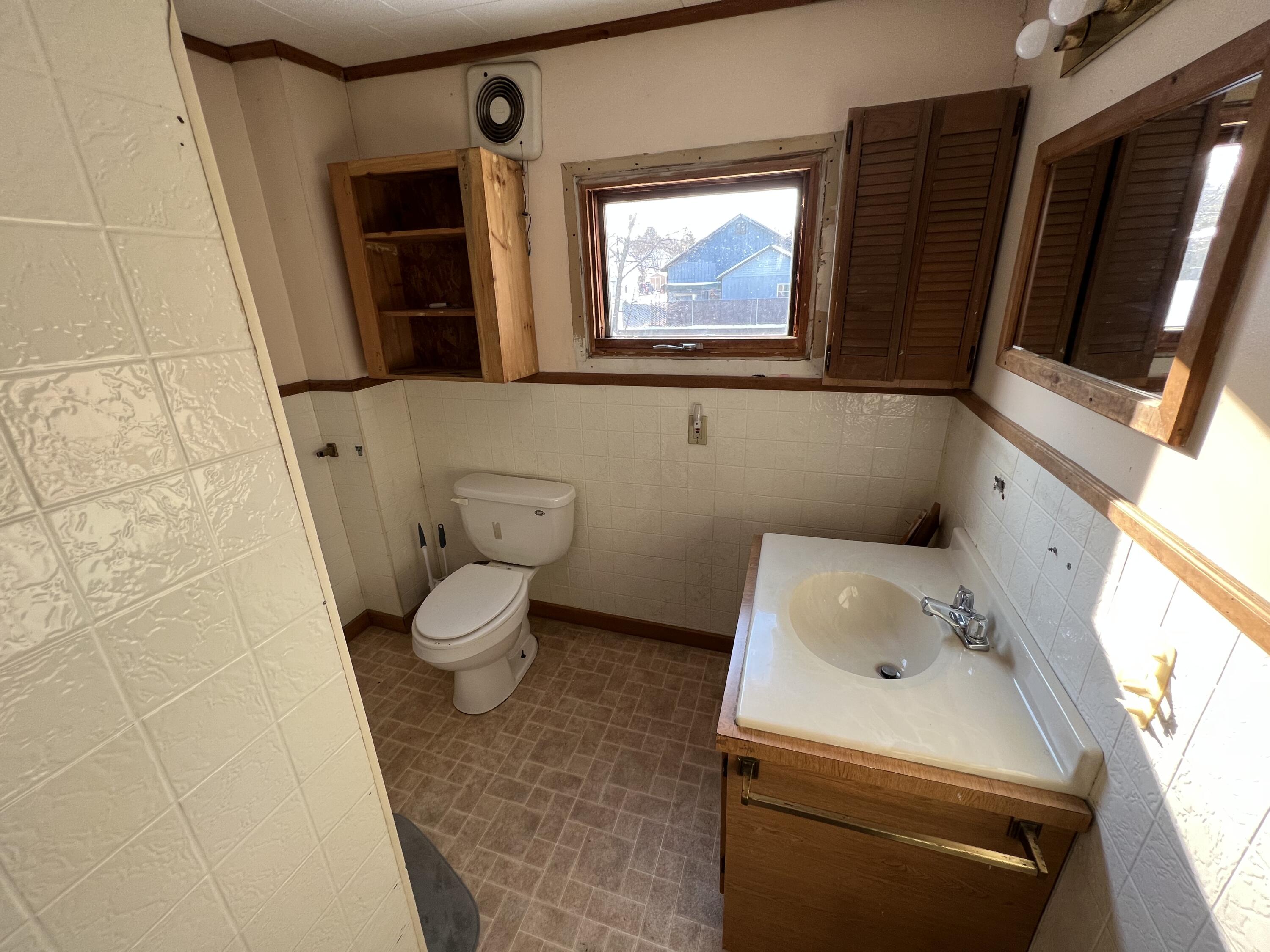 126 Lincoln Street Millinocket, ME 04462 - Photo 25 of 33 6A3F695D-2A93-4751-AC06-70894319AEFA